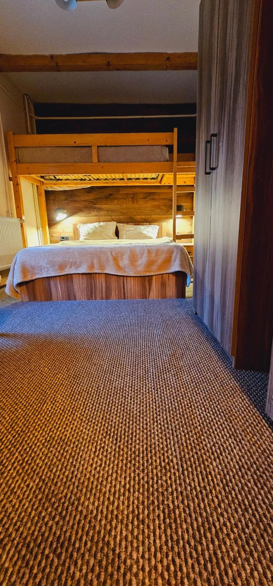 Cabana Patru Brazi Stana de Vale Ngoại thất bức ảnh