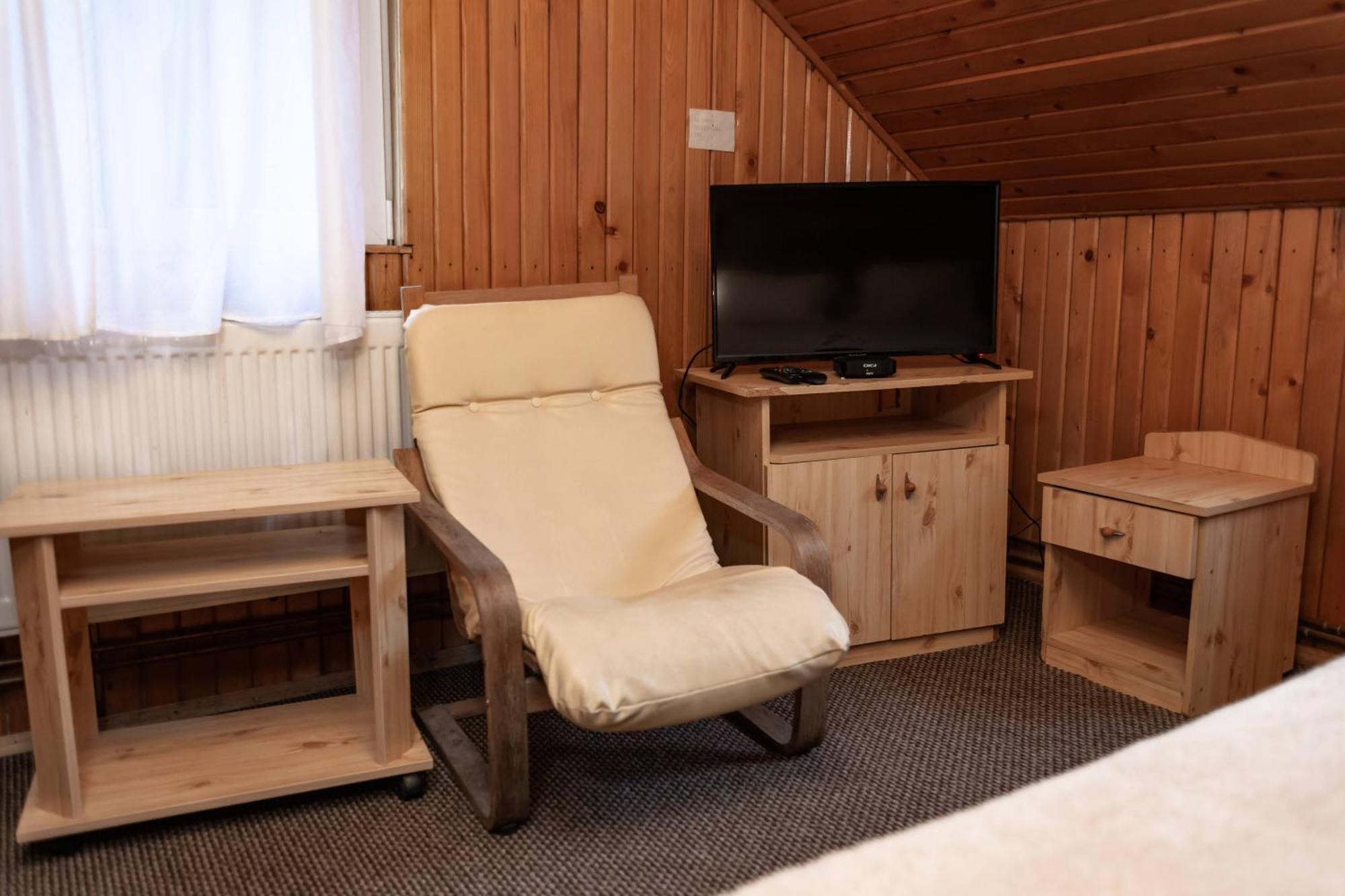 Cabana Patru Brazi Stana de Vale Ngoại thất bức ảnh