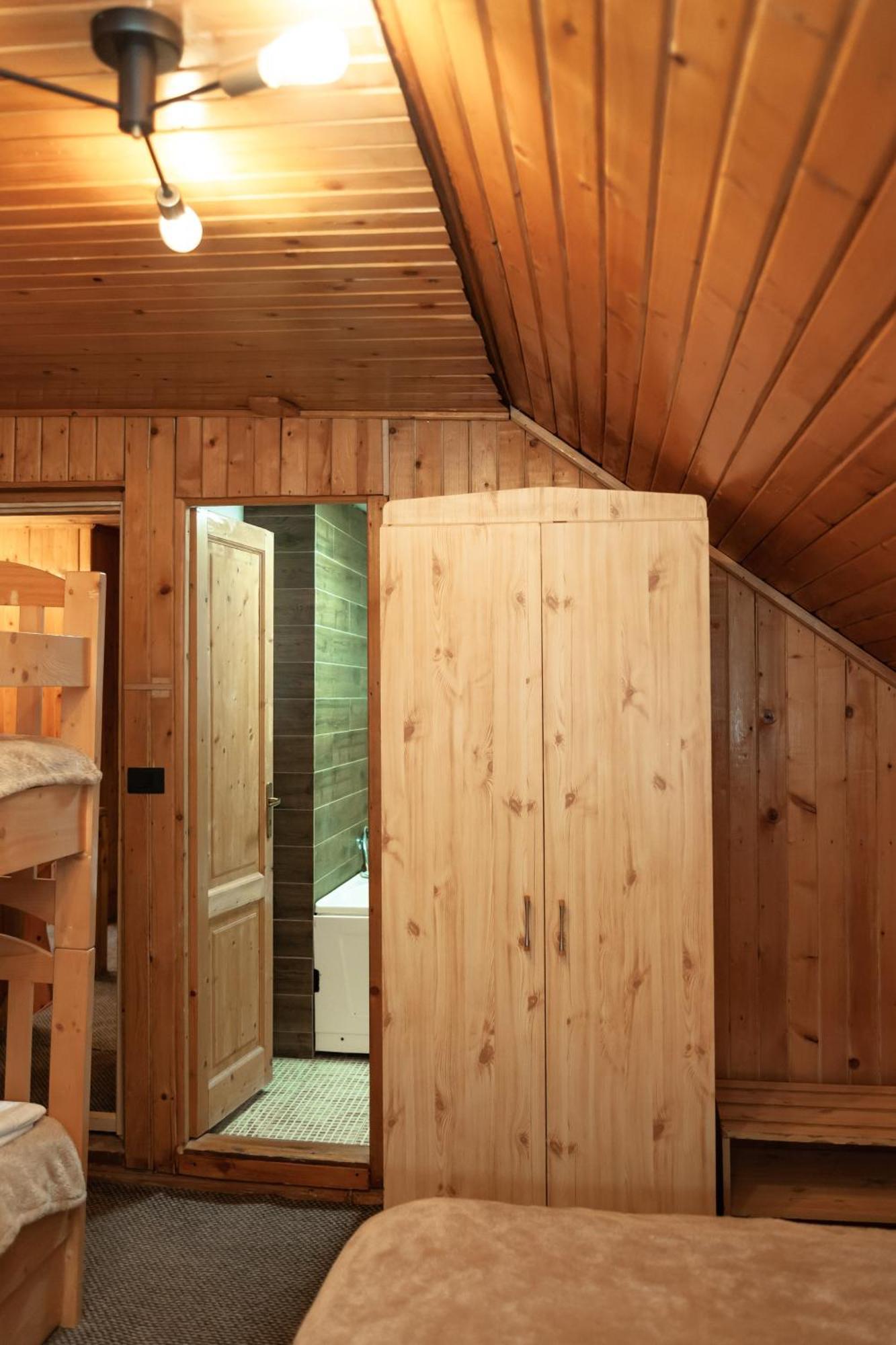 Cabana Patru Brazi Stana de Vale Ngoại thất bức ảnh