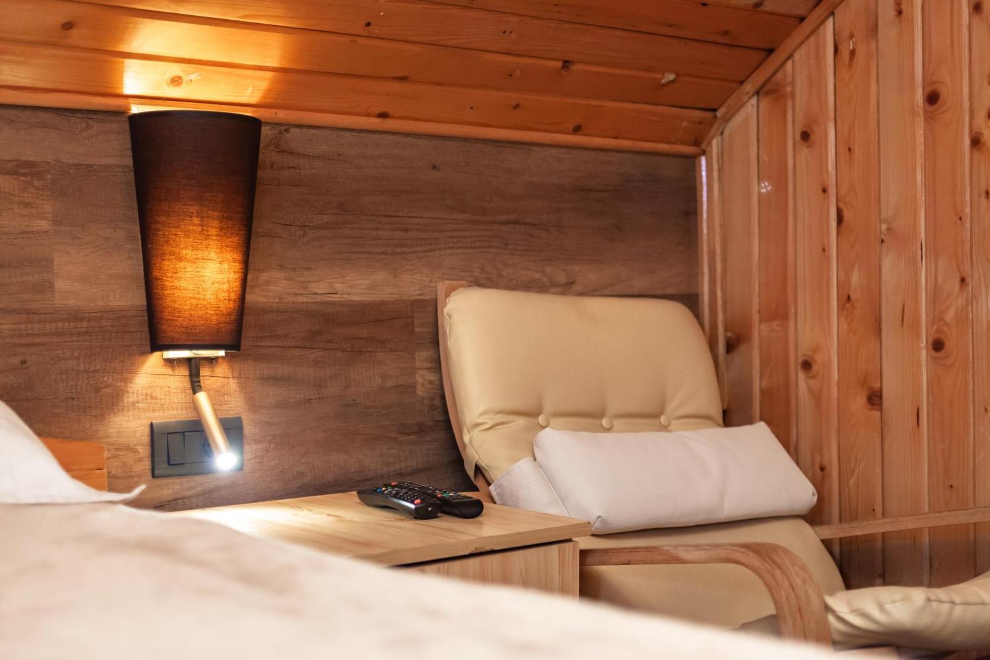 Cabana Patru Brazi Stana de Vale Ngoại thất bức ảnh